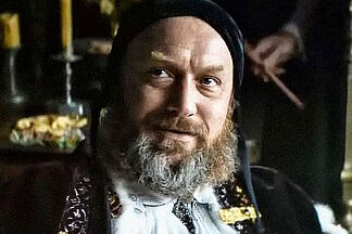Sweat, Blood, and Fecal Matter: Autopsy of Henry VIII, the King Who Behaved Like a Mafia Boss