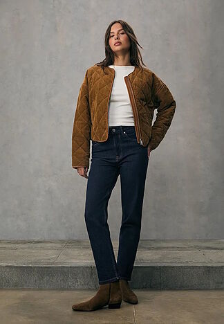 The 8 most flattering jeans if you're not very tall, from Zara and Stradivarius for fall 2025
