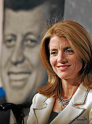 Caroline: the heart of the Kennedys who has faced several tragedies in her life and now must live with her daughter's terminal cancer