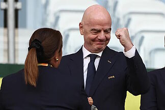 The Times apologises for reporting a "second salary" of Infantino that never existed