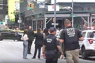 New York Police shoot woman in Times Square after she allegedly stabbed two people