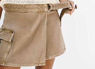 8 Skorts from Zara and Stradivarius That Combine the Best of Mini Skirts and Shorts