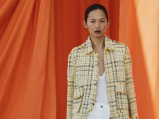 The latest arrivals at Zara this week have just been: a plaid jacket, striped trousers, and a satin shirt