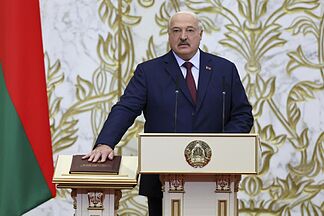 Belarus pardons 31 Ukrainians after deal with Trump