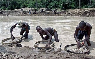 In 1908, Namibia found a diamond in the middle of the desert and built a city