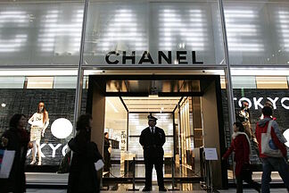 5000 million in dividends. The mysterious and billionaire brothers behind the Chanel empire