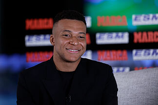 Mbapp�'s Monaco 'Erasmus': His dad's decision, life with Falcao and Bernardo Silva -- and a graduation against Guardiola's City