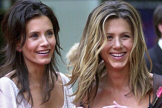 Friends in Mallorca: Jennifer Aniston and Courteney Cox sail on a mega yacht with actor Pedro Pascal