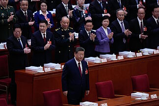 China tightens its belt without letting go of the helm: lowers its economic growth target in the midst of a global storm