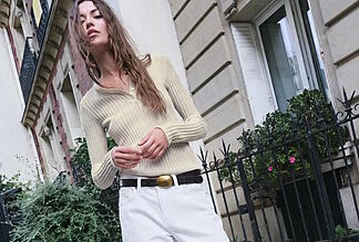 The 9 wide-leg, light-colored jeans from Zara that fashionistas will be wearing this fall