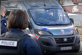 Three injured in Paris in a knife attack at the Porte de Clichy