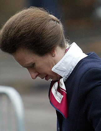 Peter Phillips: the unknown stepsister who did not attend his wedding, the result of his father's infidelity to Princess Anne