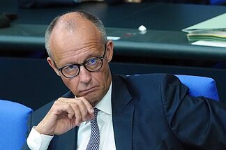 Merz: "Germany has all the tools to defend the Constitution" against an extreme right-wing government