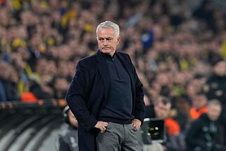 Mourinho is now the coach of Madrid: 15 million, meetings, and uncertainty in the dressing room due to the market