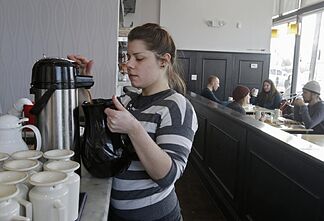 Hot drinks can damage the esophagus and increase cancer risk