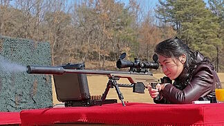 Missiles and leather jackets: this is how Kim Jong-un's heiress is being molded