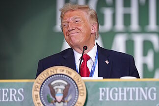 Trump: "Iran has taken too long to negotiate an agreement and now will have to face the consequences"