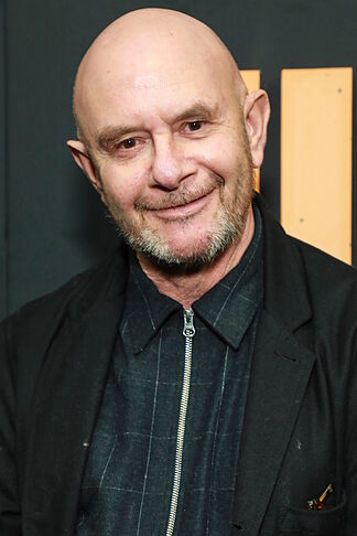Nick Hornby: "What makes a creator immortal is knowing how to connect with the audience"