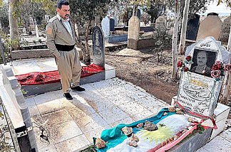 EL MUNDO, with the Iranian Kurdish guerrilla: "The only way to end the regime is with weapons"