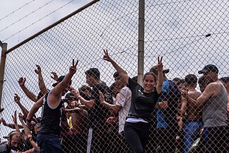 The Moroccan avalanche triggers a European crisis for Spain: Italy calls for closing Schengen and France reinforces the border