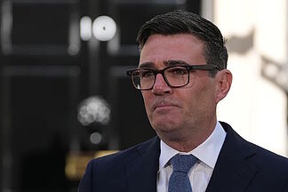 Andy Burnham becomes the British Prime Minister with a moderate shift to the left
