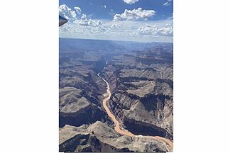 Several missing due to sudden floods in the Grand Canyon